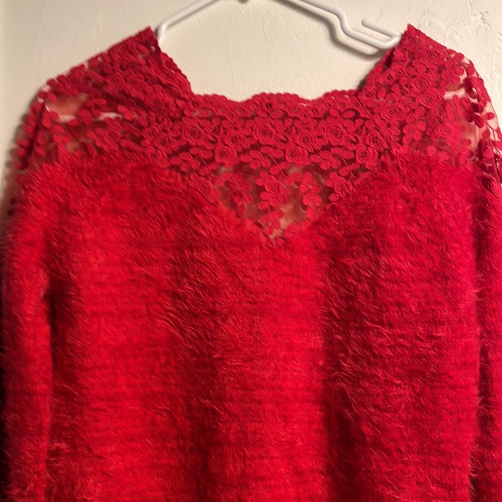 Red sweater - Picture 3 of 6